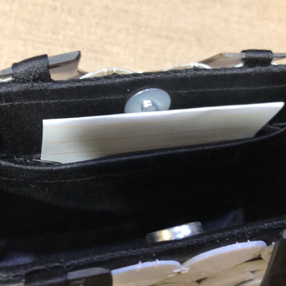 Mother of Pearl/Shell Purse - Picture 4 of 11